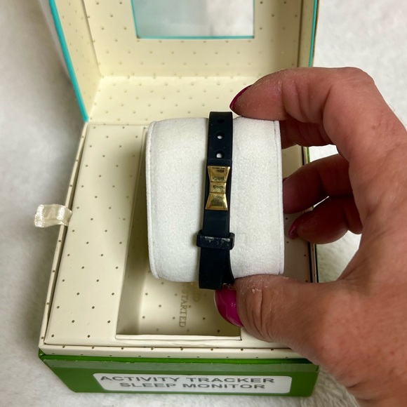 Kate Spade Activity Tracker and Sleep Monitor - Picture 4 of 6